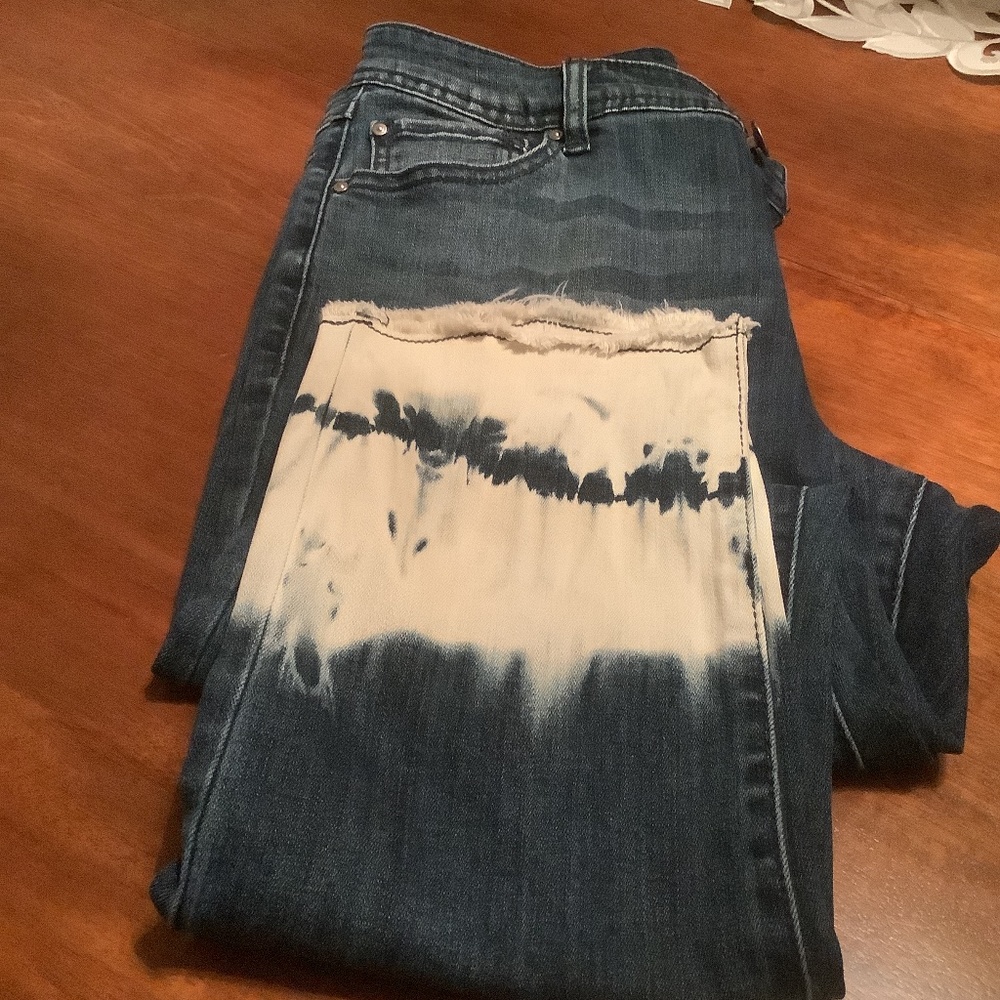 INC Size 10 blue and off white denim